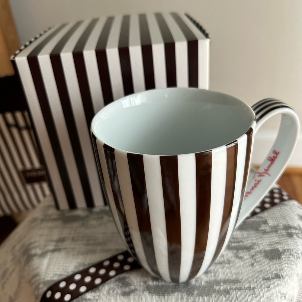 Iconic striped Henri Bendel mug